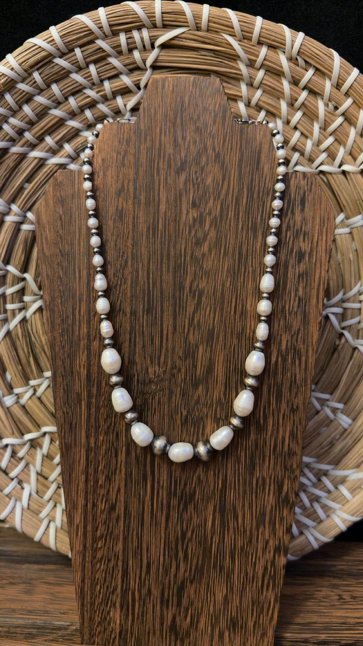 The Pearly Necklace