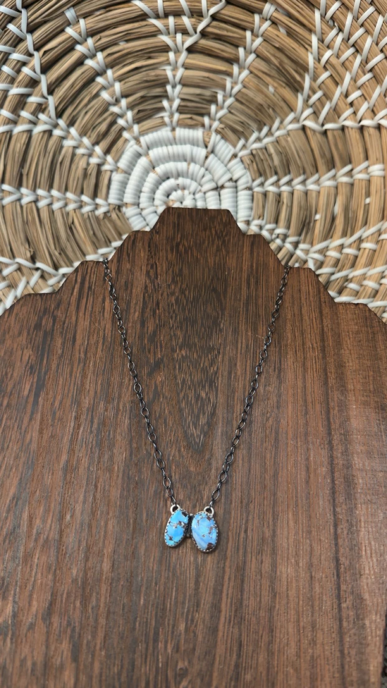Golden Hills Bar Necklace